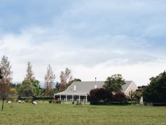 Views of Brackenridge Estate in Wairarapa